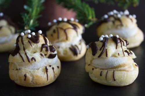 Chocolate-drizzled gingerbread cream puffs 
